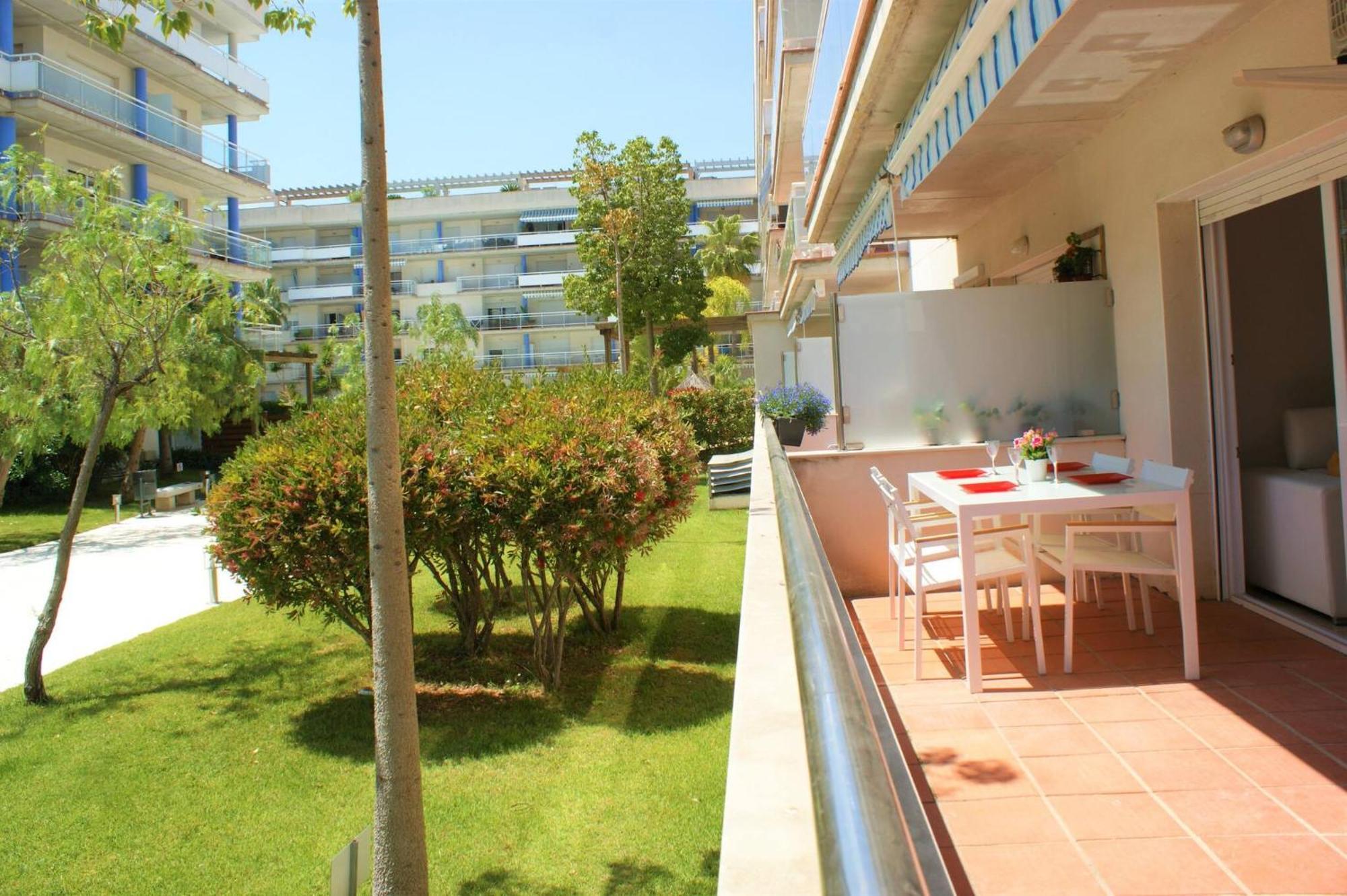 Precioso Apartamento Para 6 Personas โรเซส ภายนอก รูปภาพ